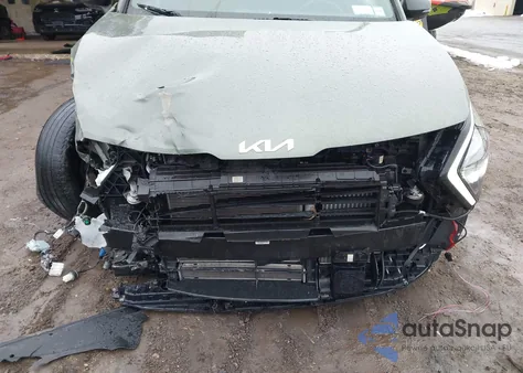 2023 Kia Sportage Plug-In Hybrid X-Line из США, поврежденный, VIN KNDPYDAH6P7062376